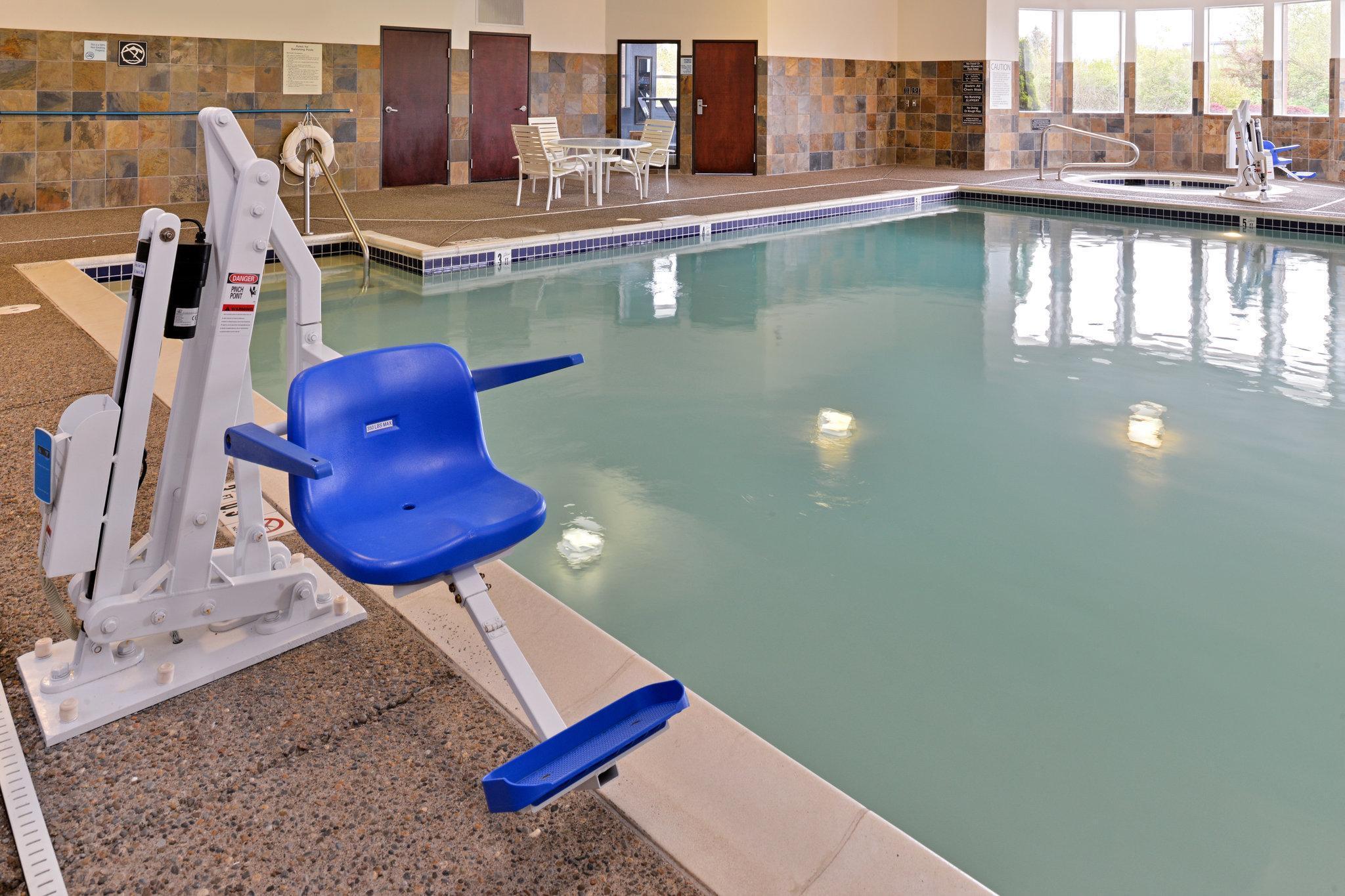 Holiday Inn Express Hotel & Suites Albany By Ihg Exterior foto